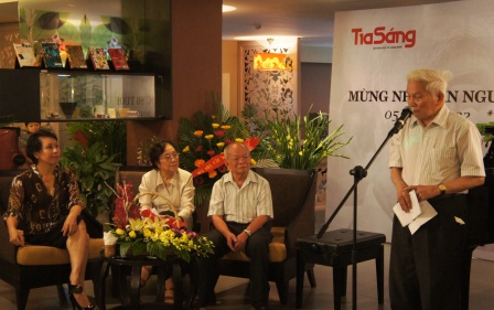 Buổi gặp mặt của những trí thức “không biết lối về già”